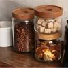 Герметичная стеклянная банка с бамбуковой крышкой — для кухня