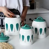 Керамическая банка большого объема с крышкой — для кухня — фото 2