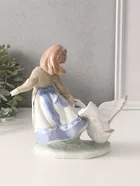 Фигурка керамика «Девочка с гусем» — для спальня — фото 9